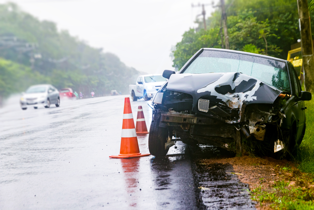 How to Prepare Your Car for the Rainy Season to Prevent Car Accidents