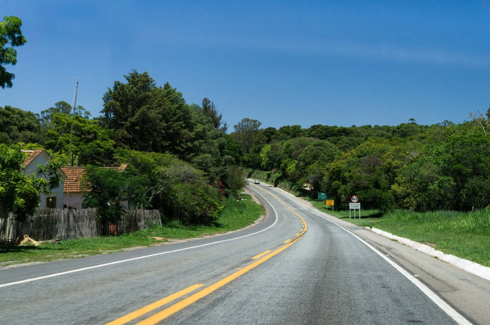 Crossing A Double Yellow Line – i am traffic